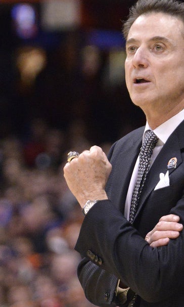 Louisville president supports AD, doesn't mention Pitino